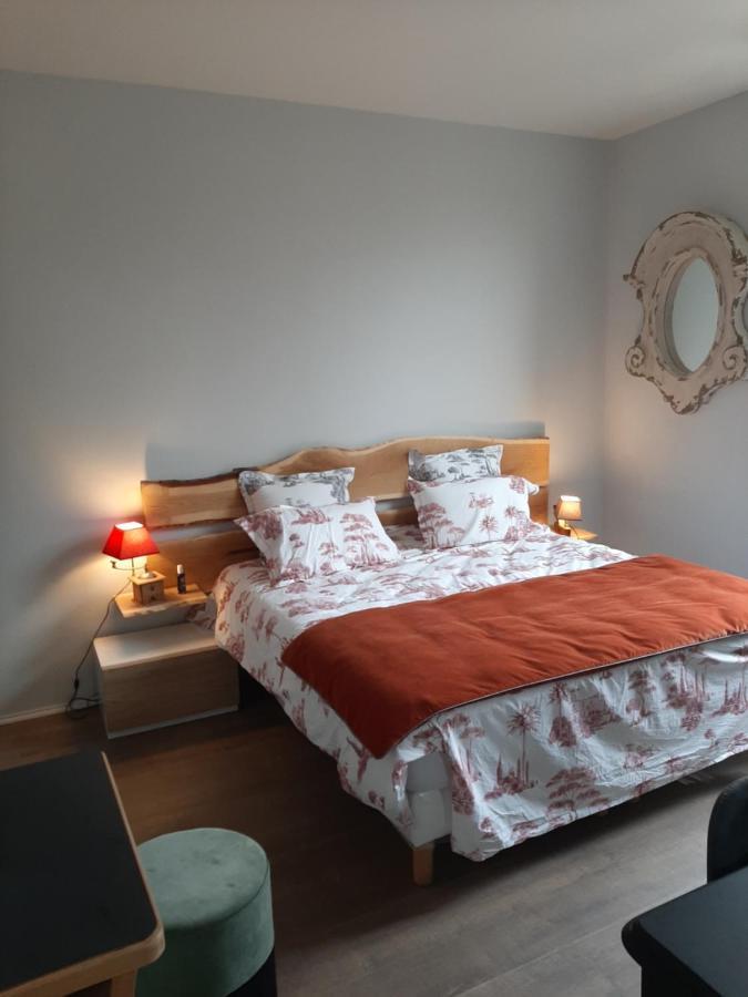 Une Chambre A Юзес Экстерьер фото